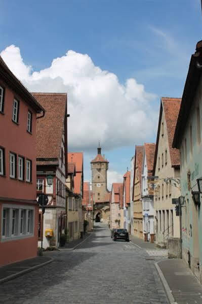 Hotel Schwarzer Adler Rothenburg ob der Tauber Exterior photo